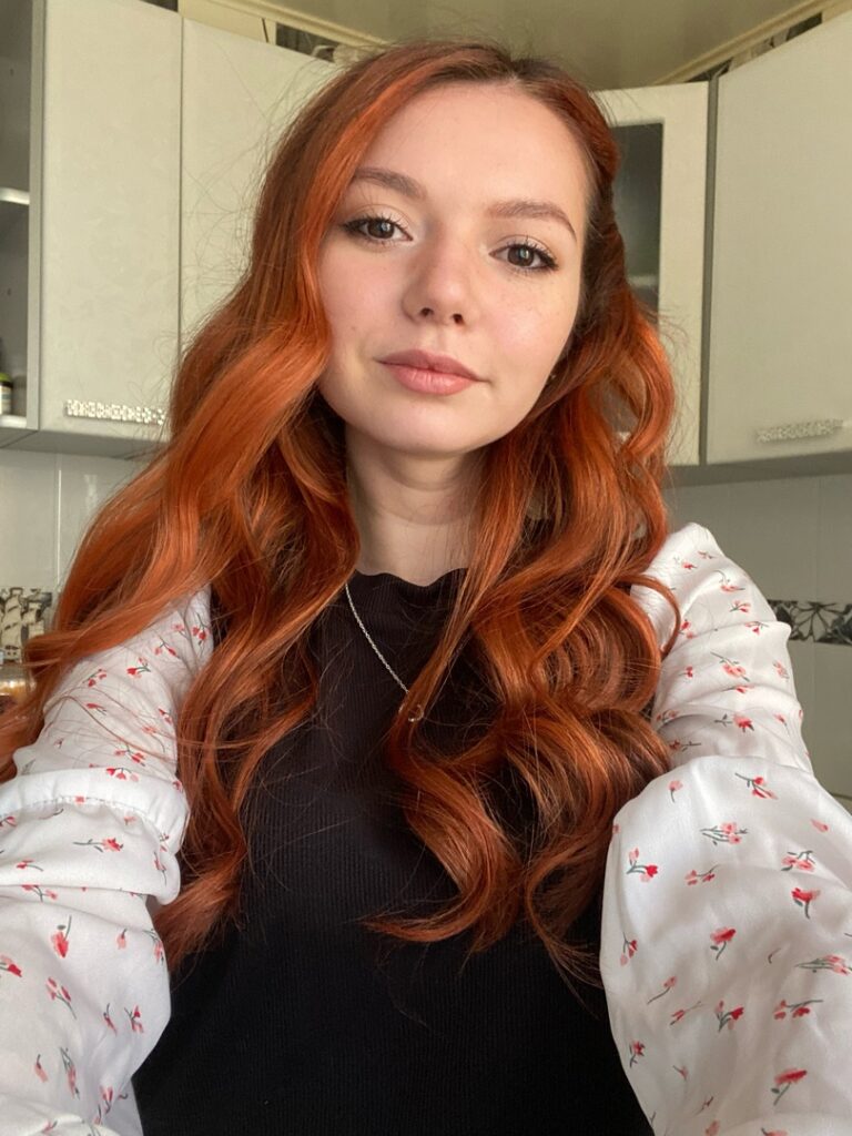 Kris Tina